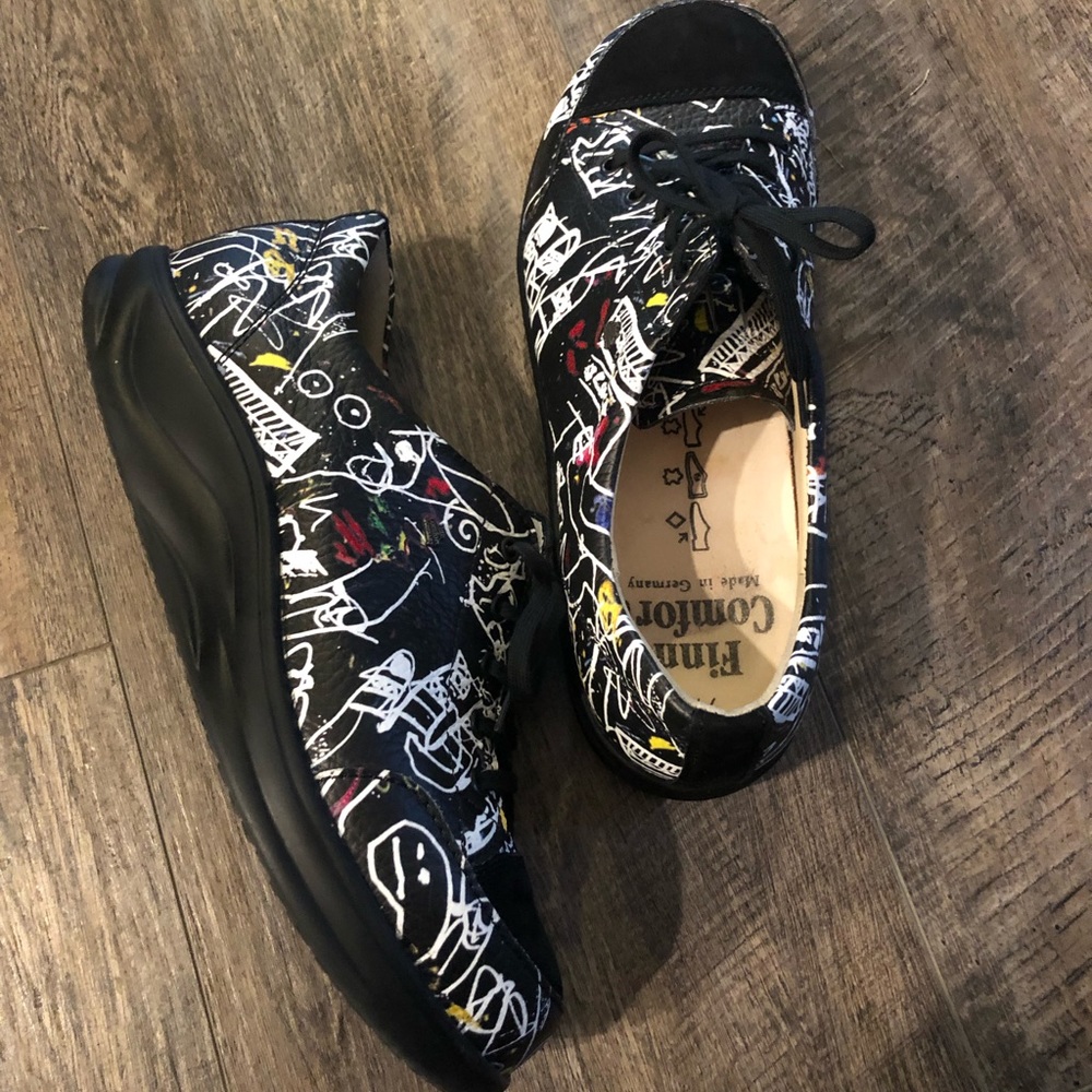 Like new Finn comfort ikebukuro doodle 7.5 wide shoe